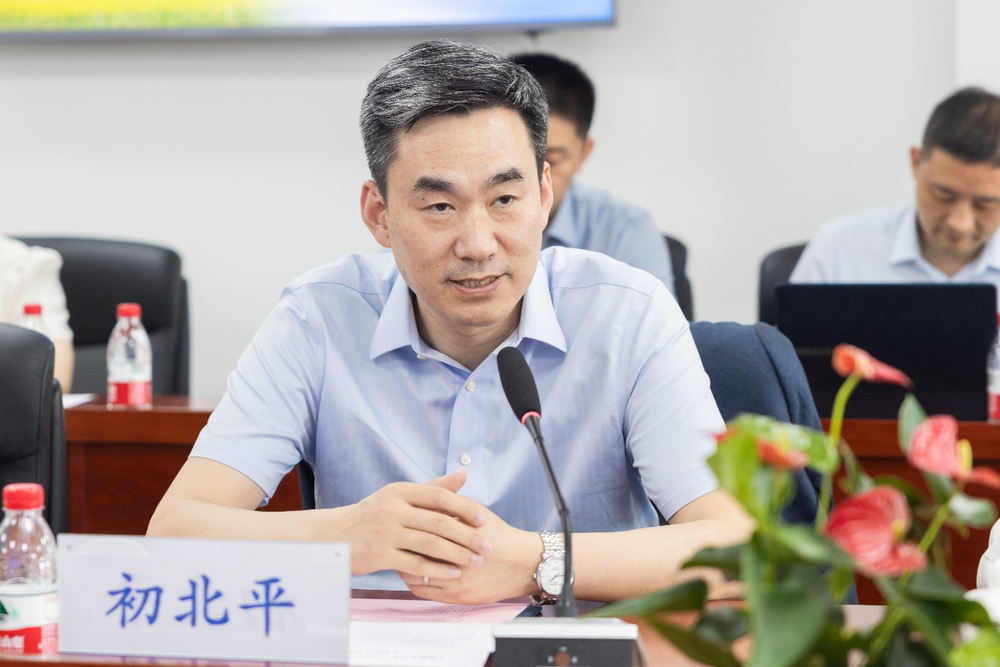 初北平校长致欢迎辞