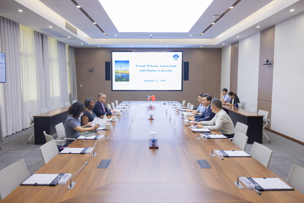 20240929070919450200.jpg 会谈现场