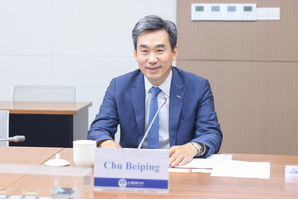 初北平校长致欢迎辞