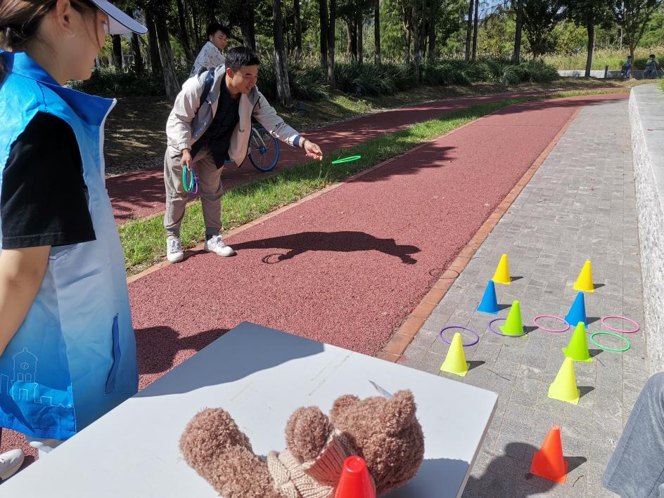 20231010140503785600.png “雕塑园寻宝打卡”活动现场