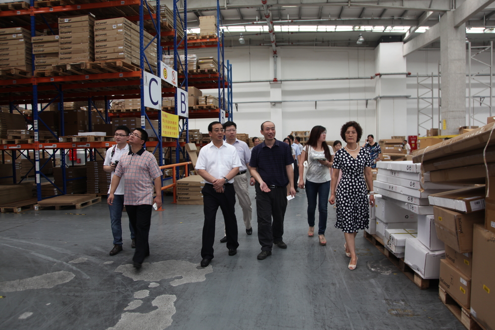 参观第三方物流仓库