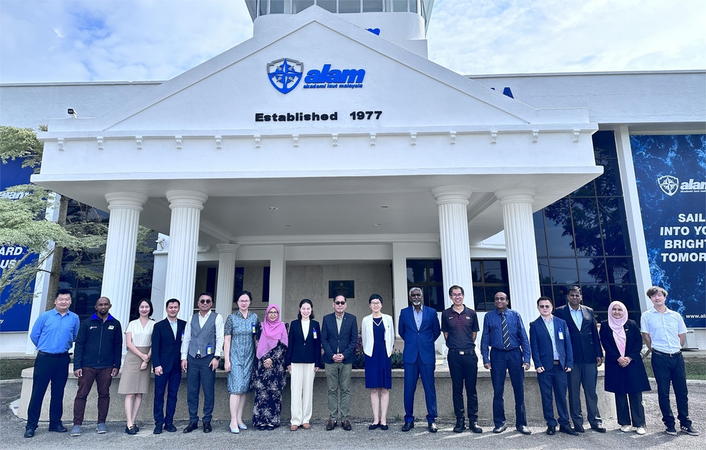 20231205005045777900.jpg 访问马来西亚海运学院