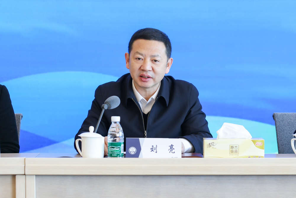 交通运输部长江航务管理局局长、党委副书记刘亮