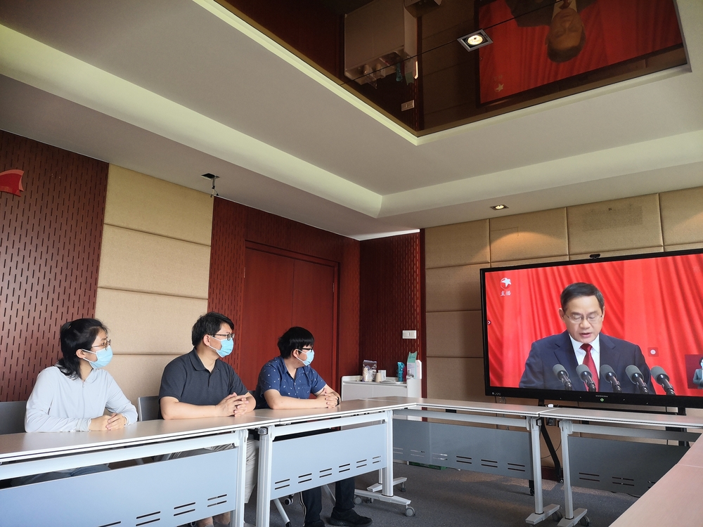 交通运输学院党委组织在校教工党员线下收看上海市第十二次党代表大会并开展交流讨论