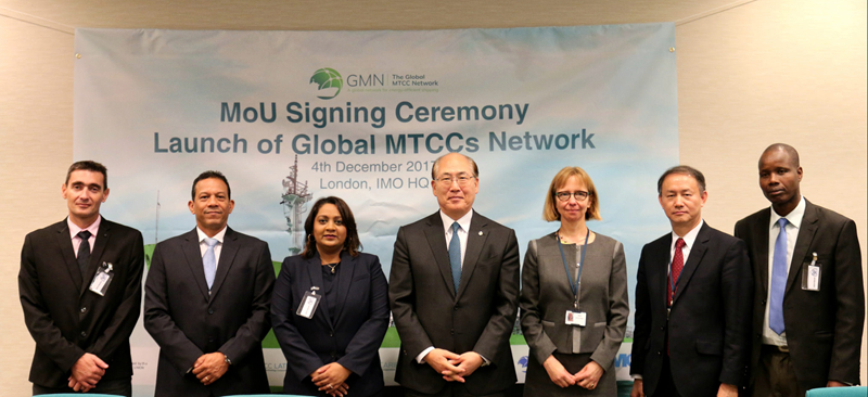 在国际海事组织出席GMN联盟正式成立仪式上 在国际海事组织出席GMN联盟正式成立仪式上