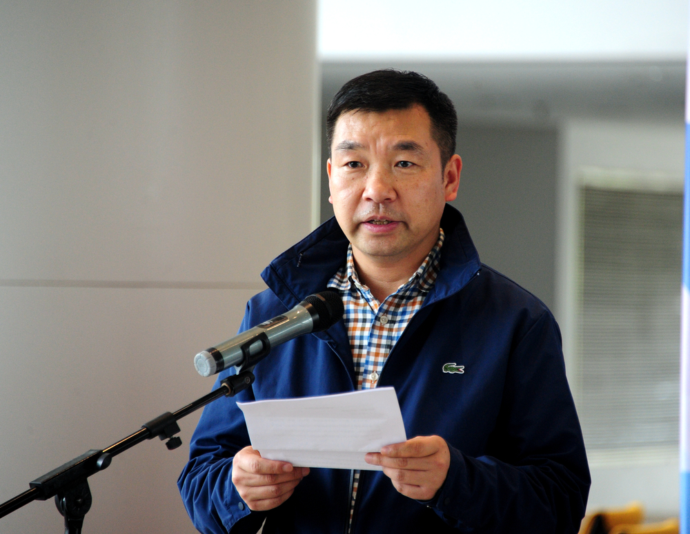 校党委副书记、副校长李志鹏致开幕词