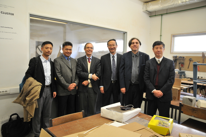 参观里斯本大学学院教学设施及实验室