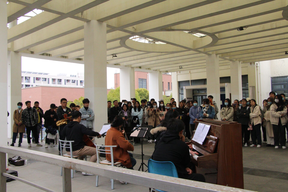 20230404074936021900.png 活动现场