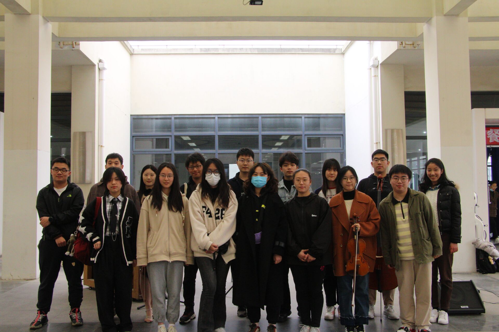 20230404074936364700.png 参演的乐团同学