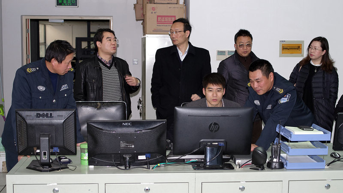 慰问保卫处总监控室值班人员