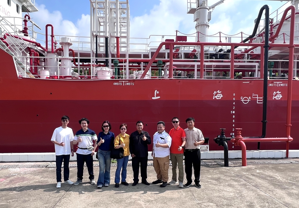20250917134957075900.jpeg 参观吴淞号特种船
