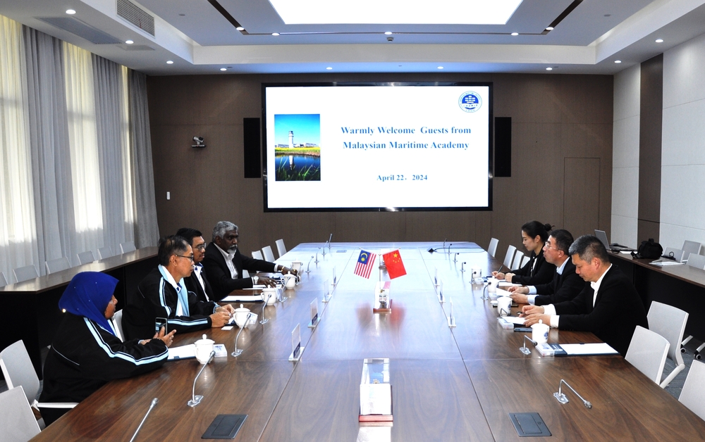 20240426005235385300.jpg 会谈现场