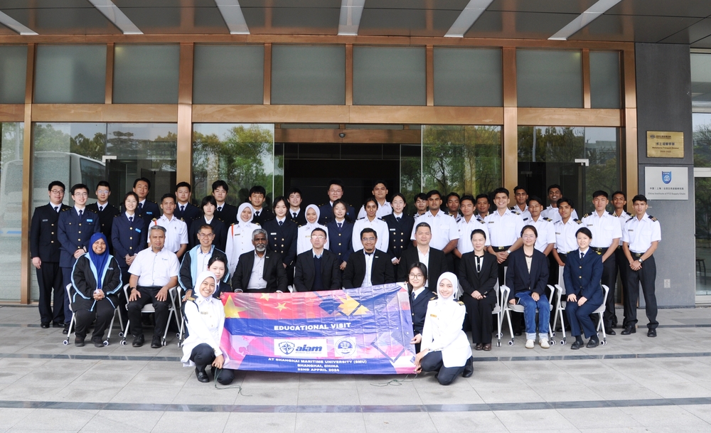 20240426005235741500.jpg 合影