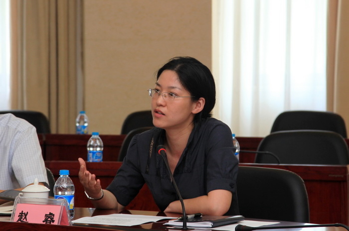 交通运输学院党委副书记赵睿发言