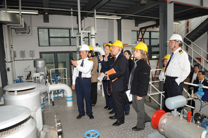 考察船舶机舱综合实验室