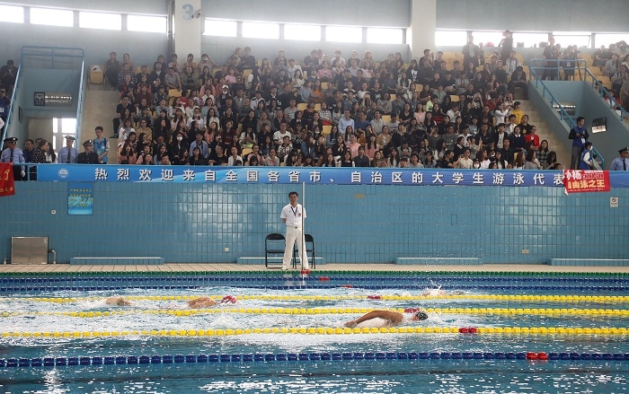 比赛激烈进行中 比赛激烈进行中