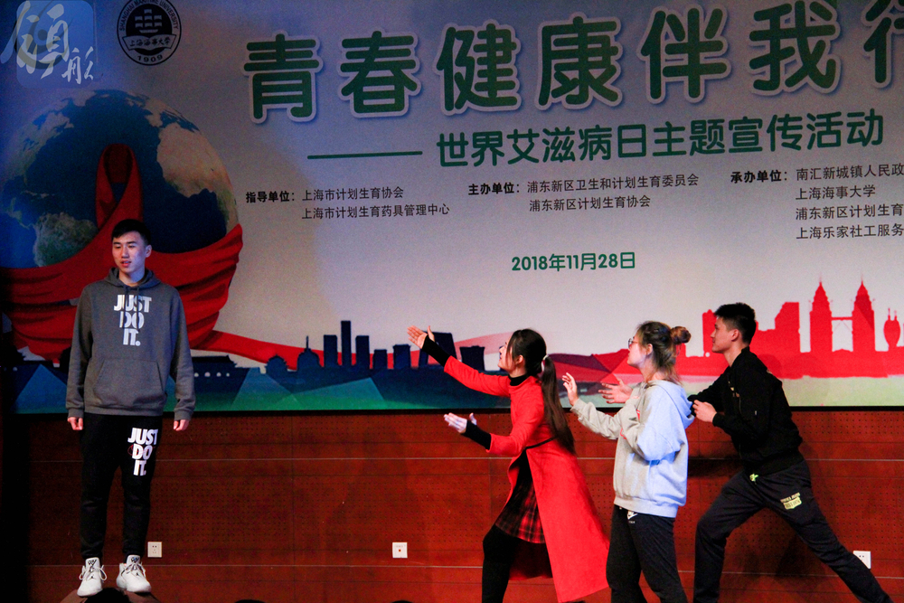 话剧《假如时光可以倒流》