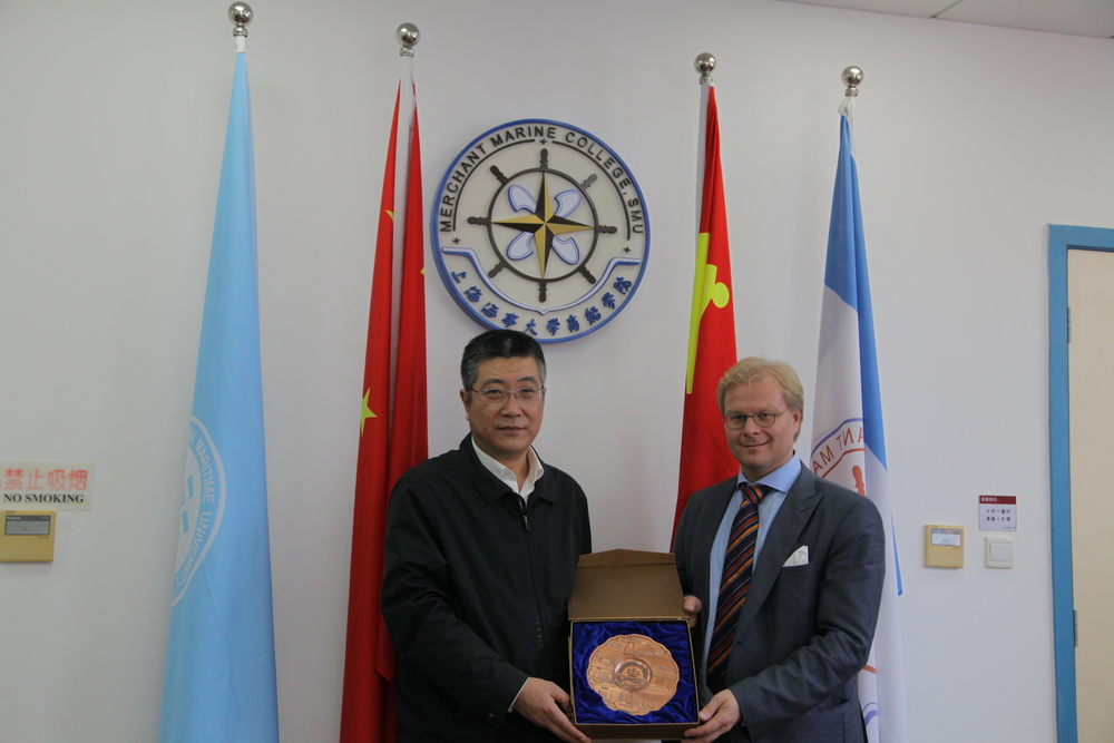 瓦锡兰集团执行副总裁艾特•帕拉马奇先生来访我校