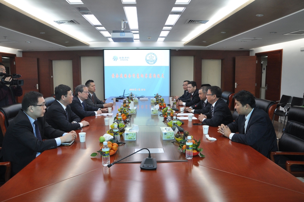 双方座谈 双方座谈