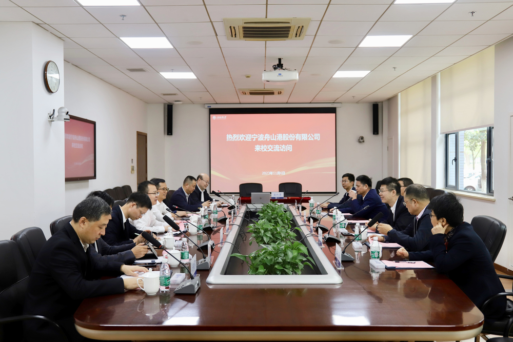 20231108032116963800.jpg 座谈交流