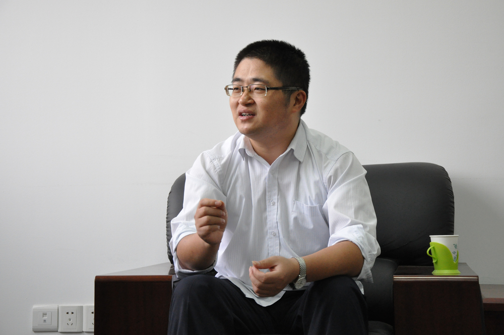 周联老师接受采访