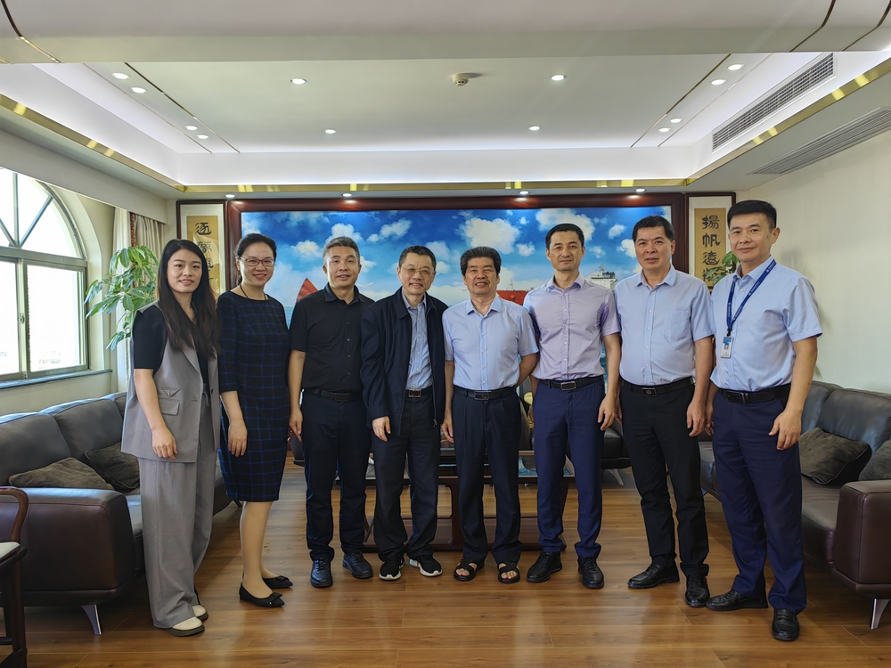 20231017013615389300.jpg 走访调研校友企业