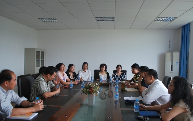 王海威副校长与交通运输学院师生座谈