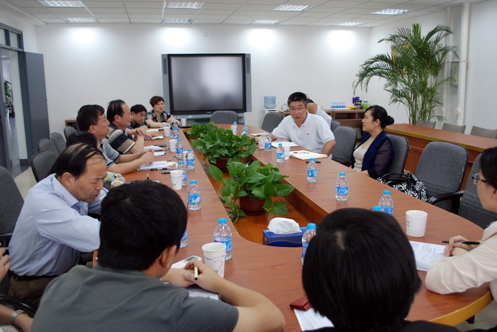 杨万枫副校长与东校区师生座谈