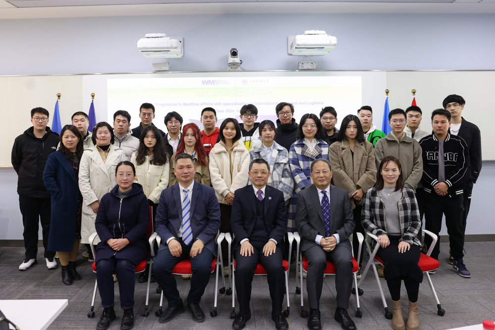 20230317014121578800.jpg “海大班”第19届新生合影