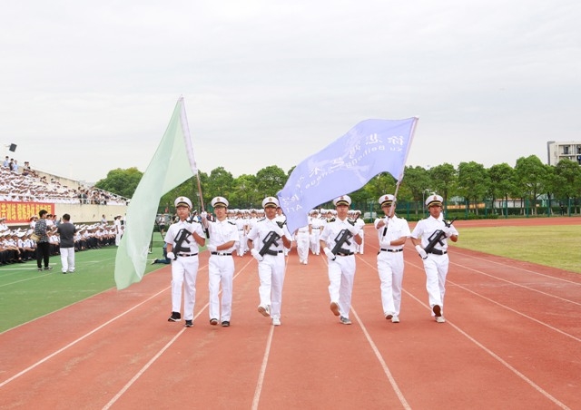 军训汇报分列式 军训汇报分列式