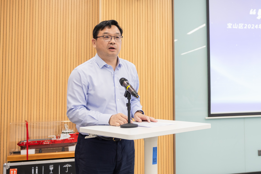 20240612144603385300.jpg 宝山区人社局局长胡广讲话