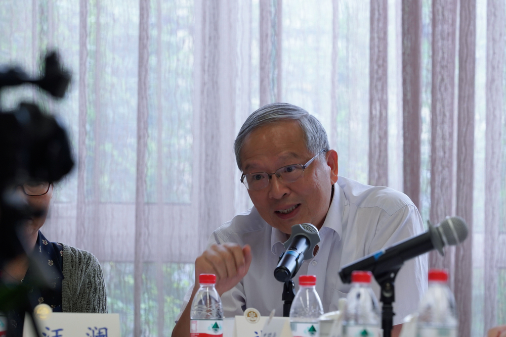 同事代表上海海事大学原党委书记於世成教授发言 同事代表上海海事大学原党委书记於世成教授发言