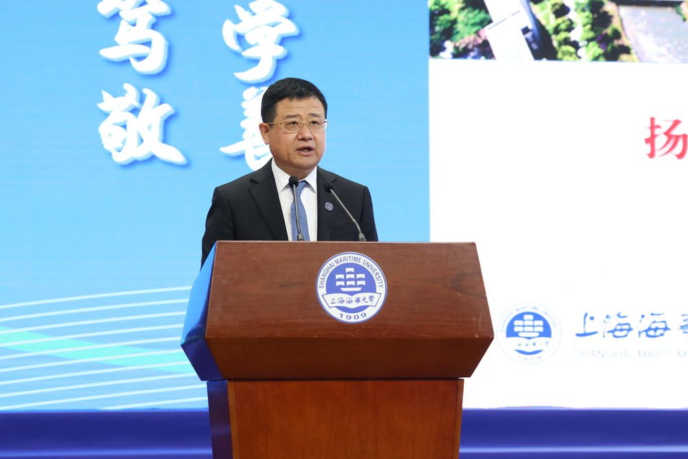宋宝儒为2023级新生讲授开学第一课