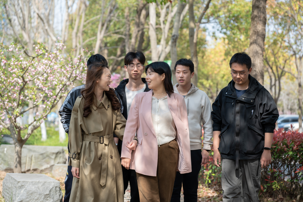徐艳丽老师和同学们交流