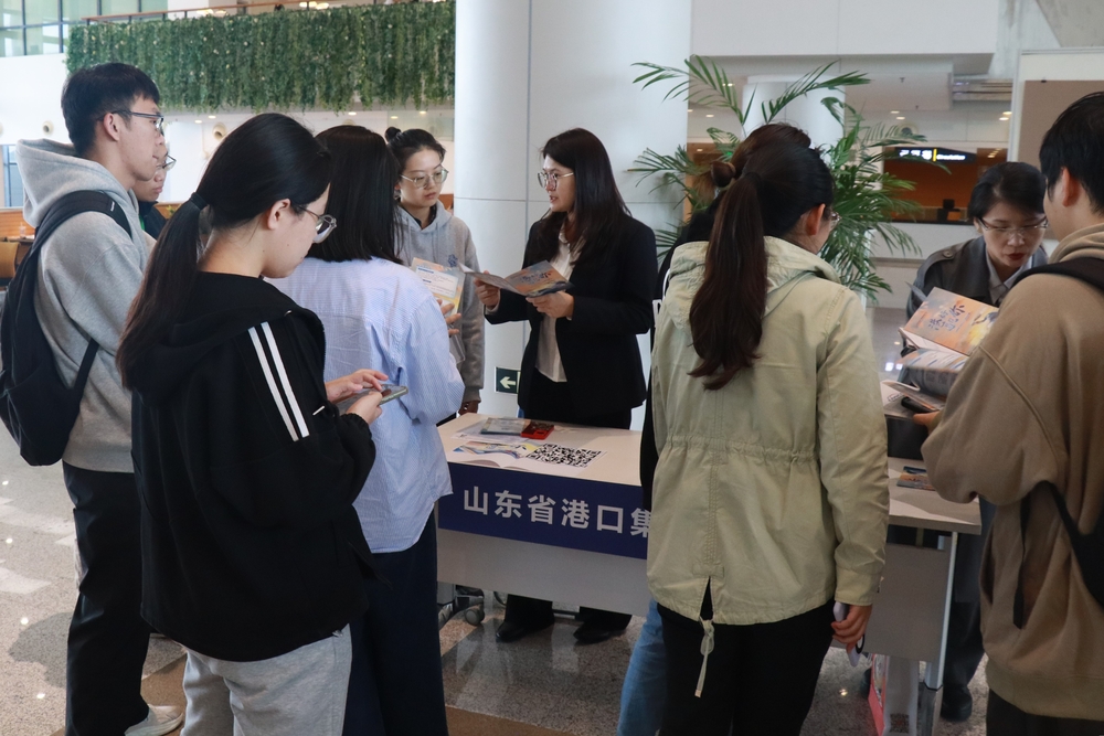 招聘现场2