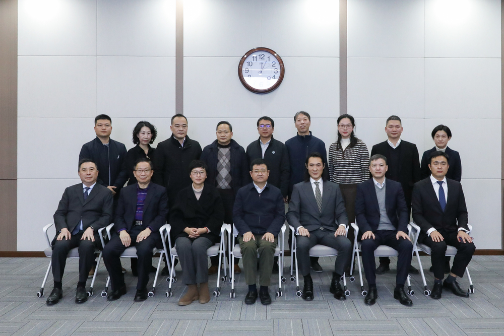 20221213094501863400.jpg 合影留念