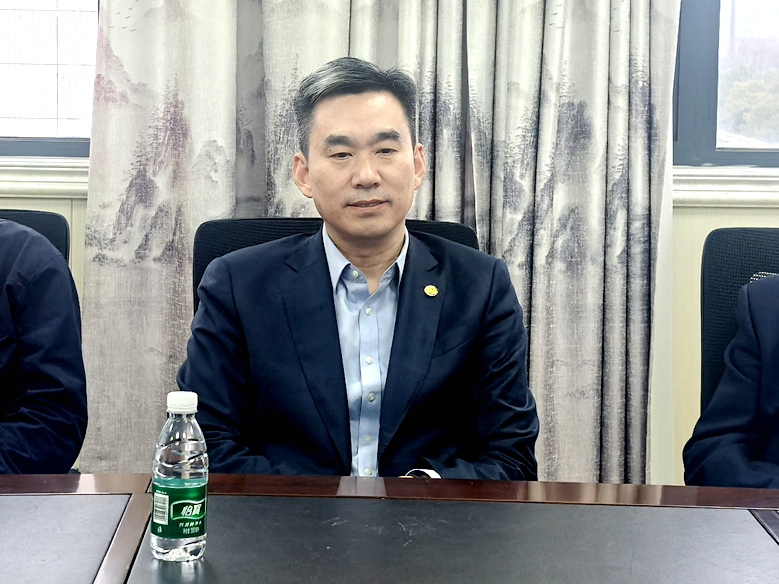 20250317103734916500.png 初北平校长与马长山教授座谈