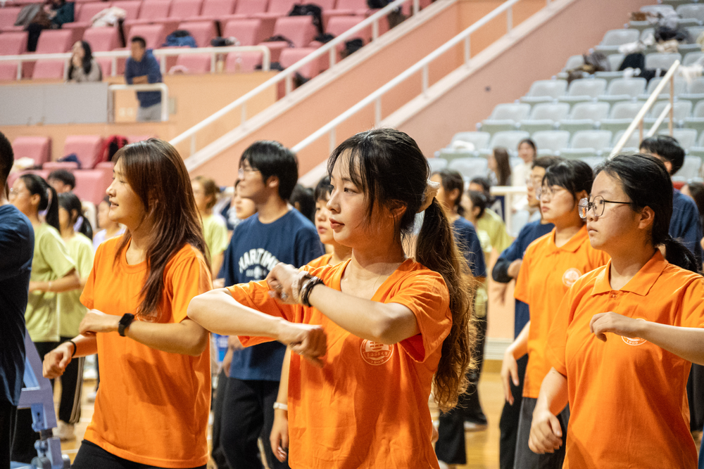 20231112031502000400.png 比赛现场