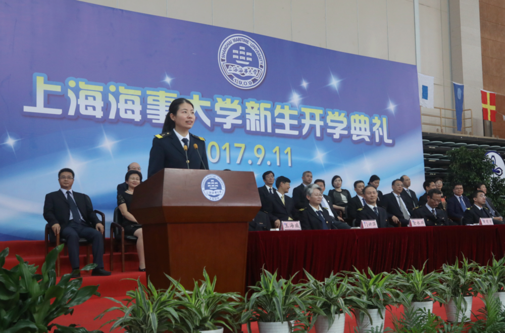 教师代表白响恩老师发言