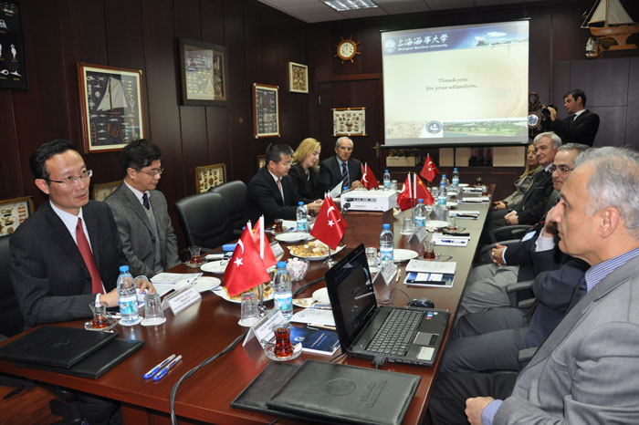 两校座谈 两校座谈