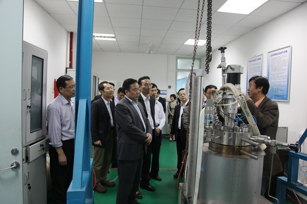 参观深海装备防护工程技术研究中心