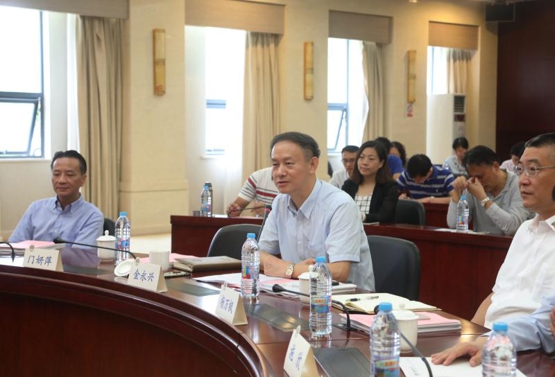金永兴书记在会上发言