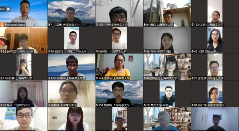 班级活动合影