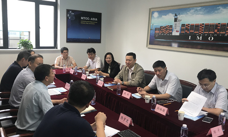 上海市交通委员会主任谢峰一行来校调研