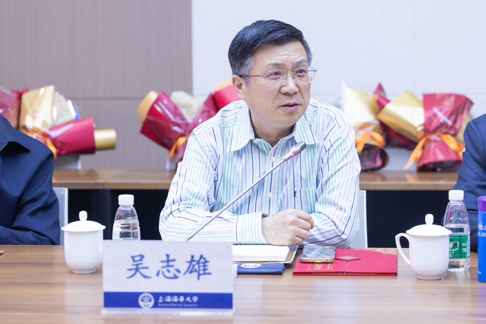 20240513093316286600.jpg 理学院 吴志雄 发言