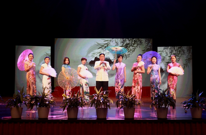 表演