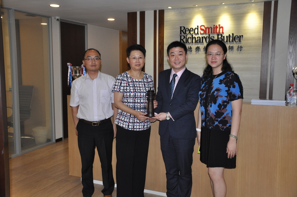 访问刘洋校友所在的礼德齐伯礼律师行