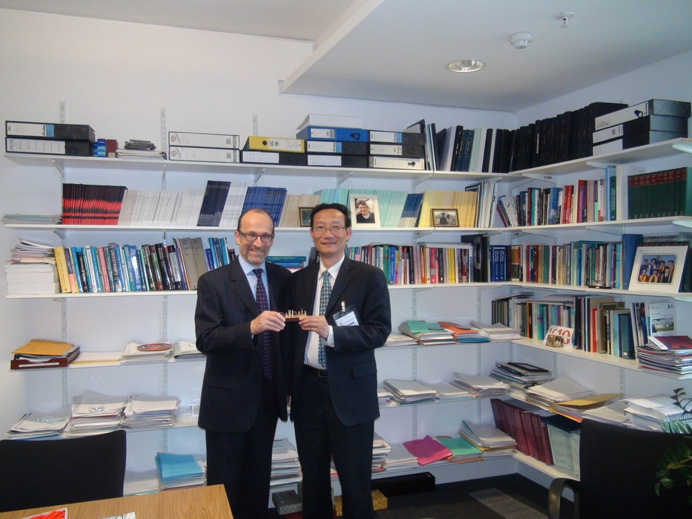 黄有方校长与Cass商学院院长合影 黄有方校长与Cass商学院院长合影