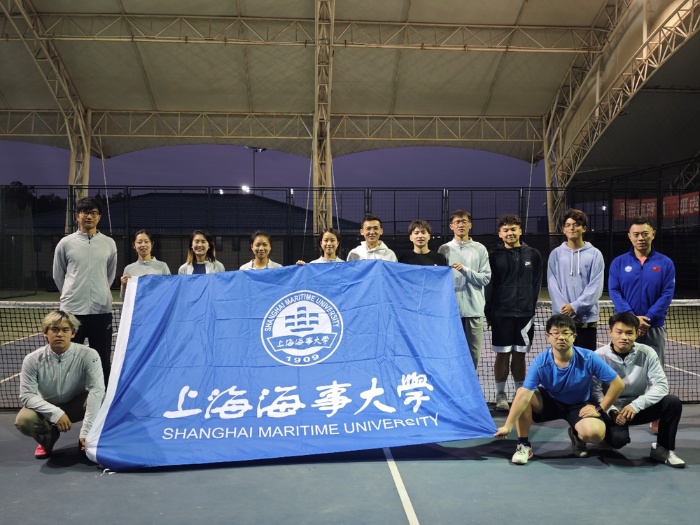 20241204013449551800.png 参赛人员合影